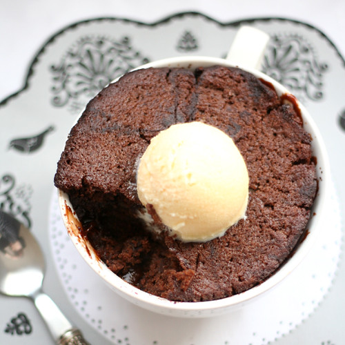 chocolate chestnut self-saucing pudding