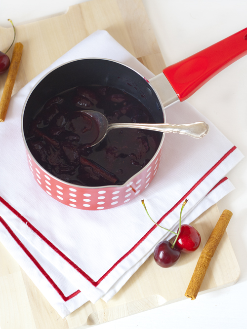 mulled wine cherry sauce