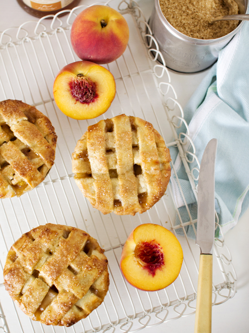 peach and bourbon pie