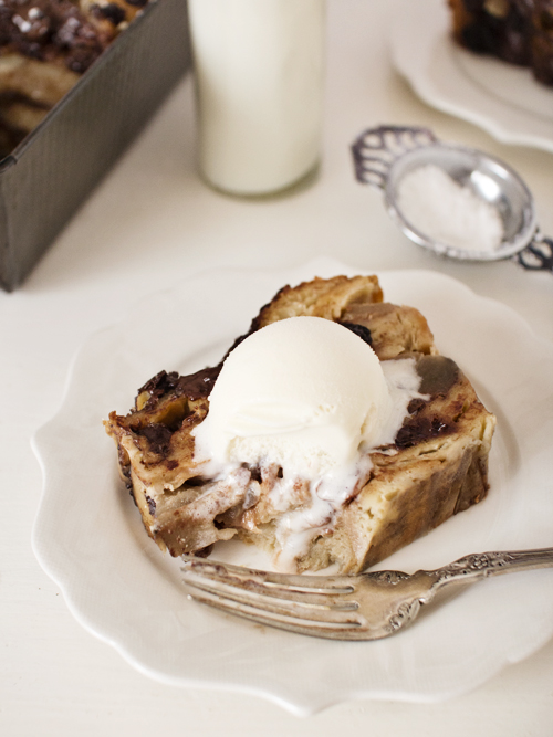 earl grey, apple and chocolate bread pudding