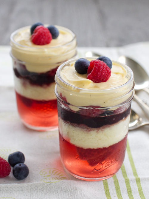 berry moscato trifle