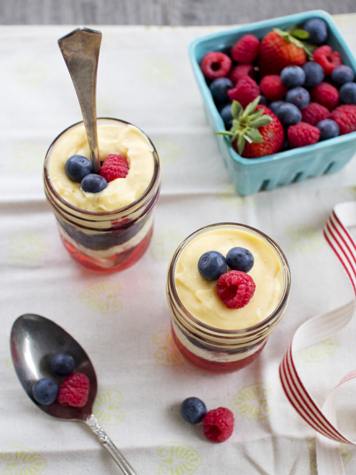 berry moscato trifle