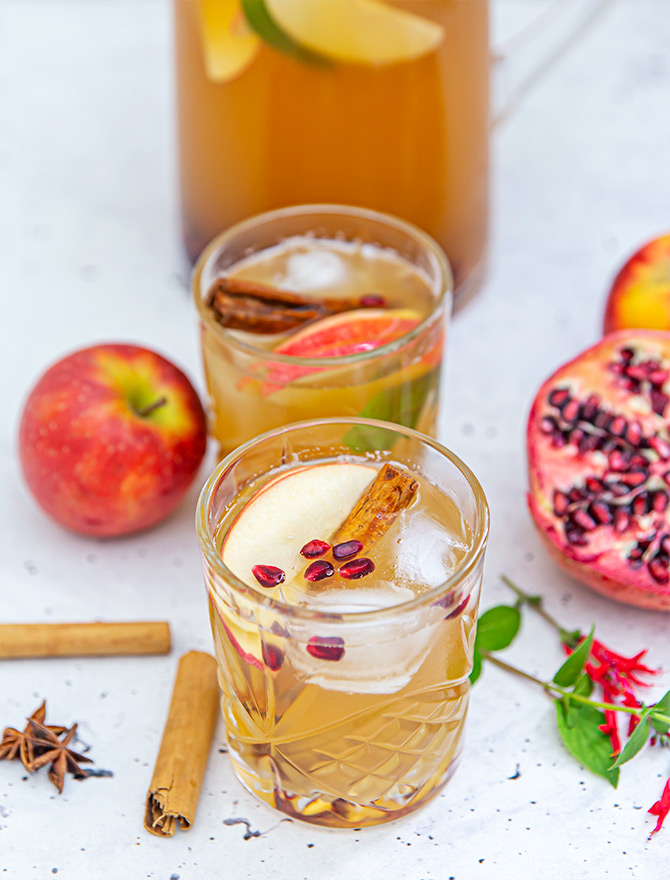 Apple Crumble Cider Punch