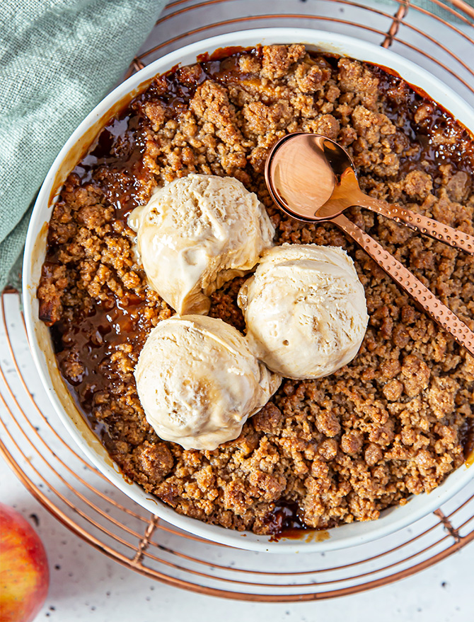 Apple Miso Crumble