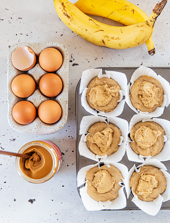 Banana Biscoff Cheesecake Muffins