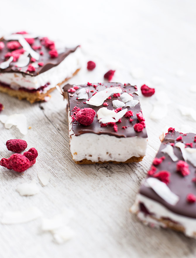 Berry and Rose Wagon Wheel Slice