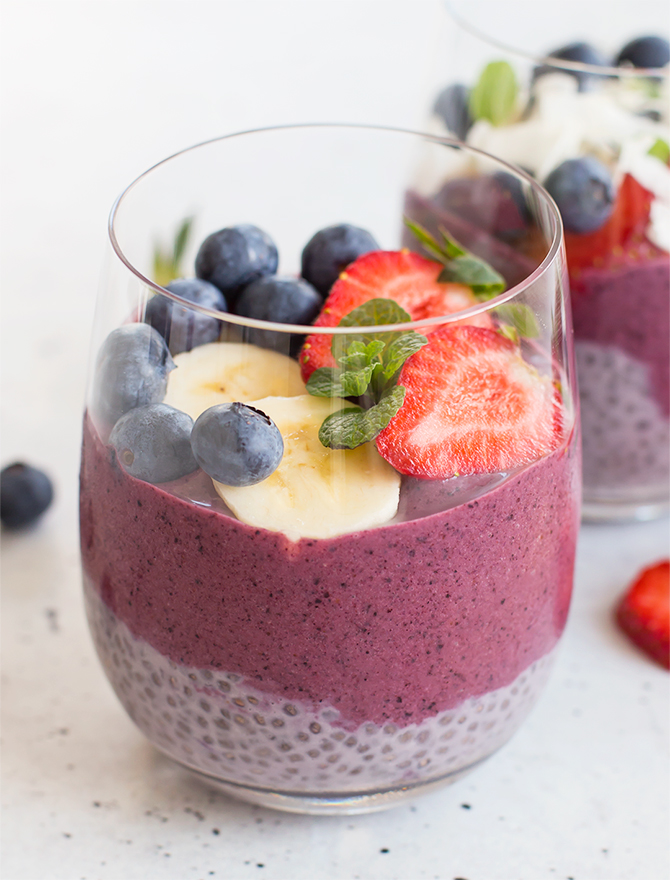 Blueberry Acai Smoothie & Chia Parfait