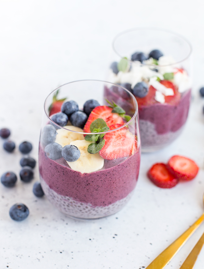 Blueberry Acai Smoothie & Chia Parfait