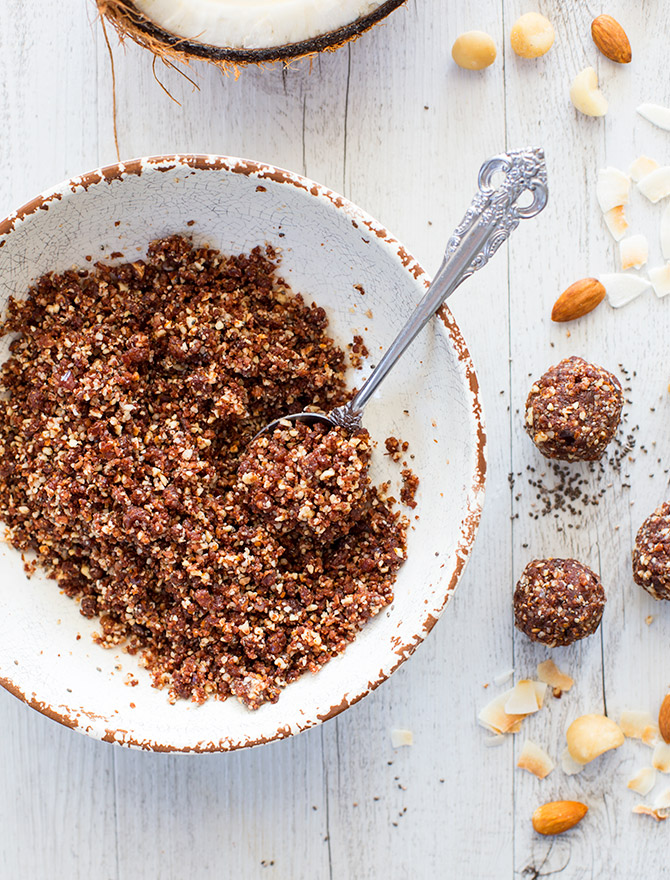 Cacao Chia Bliss Balls Healthy Snack