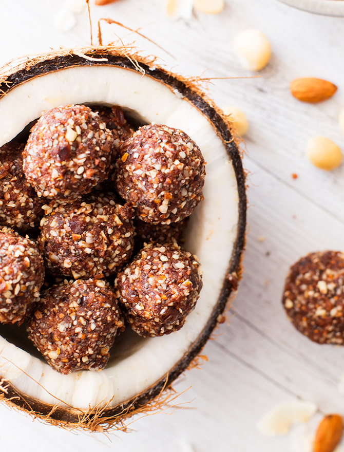 Cacao Chia Bliss Balls Healthy Snack