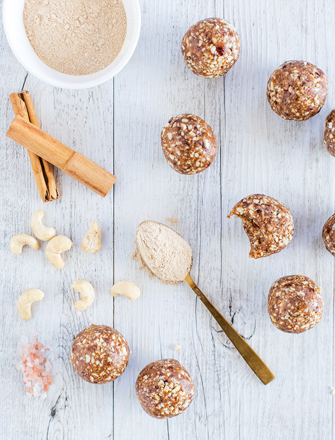 Cashew and Maca Bliss Balls