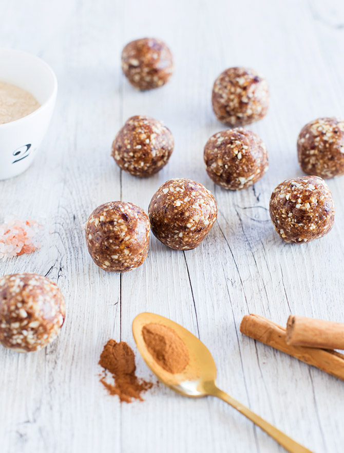 Cashew and Maca Bliss Balls