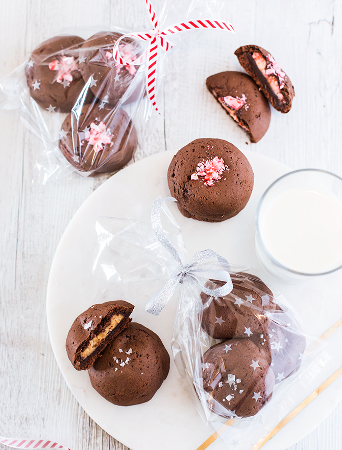 Christmas Candy Cane Gingerbread Cheesecake Stuffed Cookies