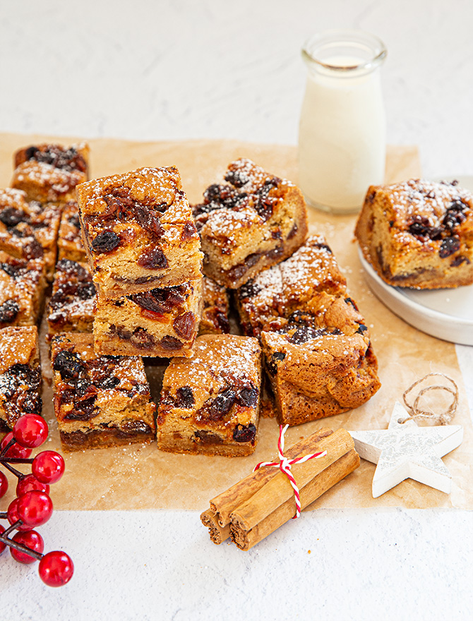 Fruit Mince Blondies