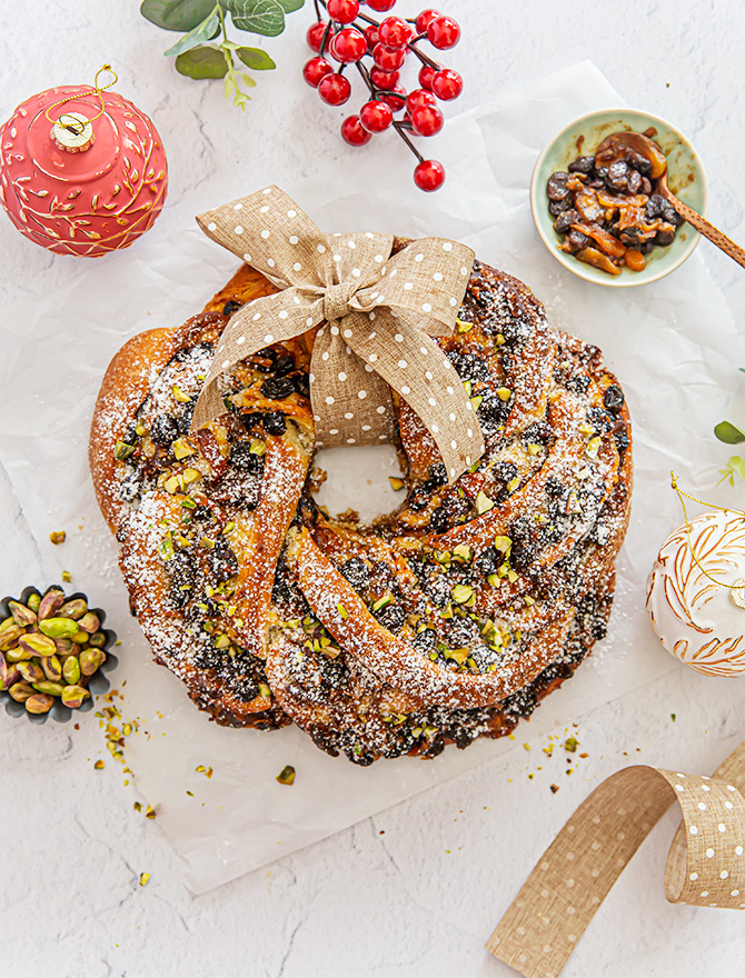 Fruit Mince Wreath