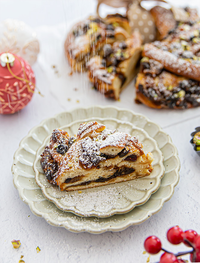 Fruit Mince Wreath