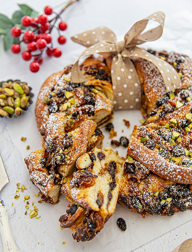 Fruit Mince Wreath