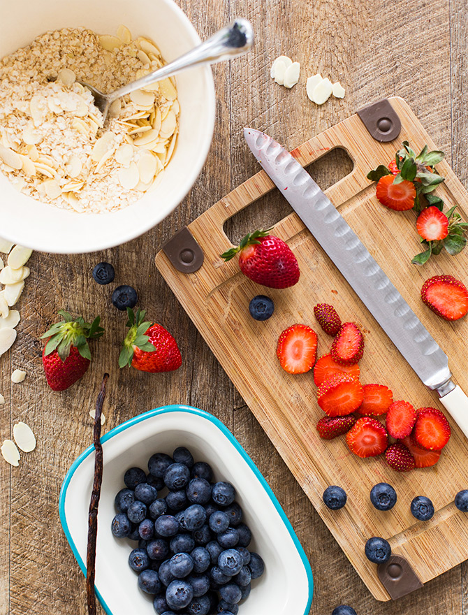 Healthy Berry, Coconut and Quinoa Crumble