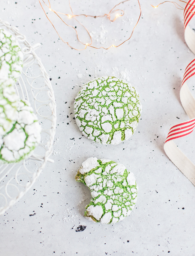 Pandan Crinkle Cookies