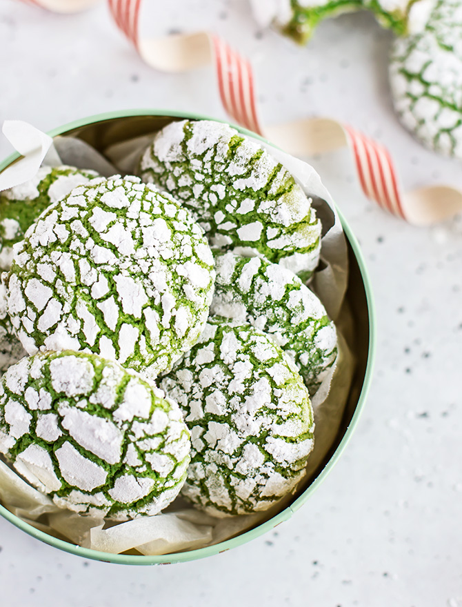 Pandan Crinkle Cookies