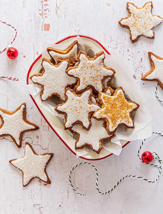 Spiced Stars and Snowflake Cookies