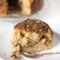 Pear and Earl Grey Crumble Cake