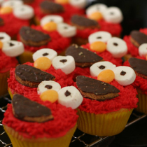 Elmo Cupcakes