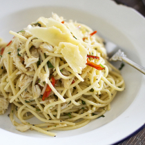 Simple Dinners 04 / Crab & Chilli Spaghetti