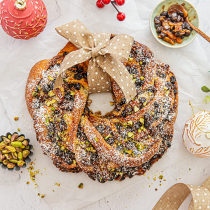 Fruit Mince Wreath